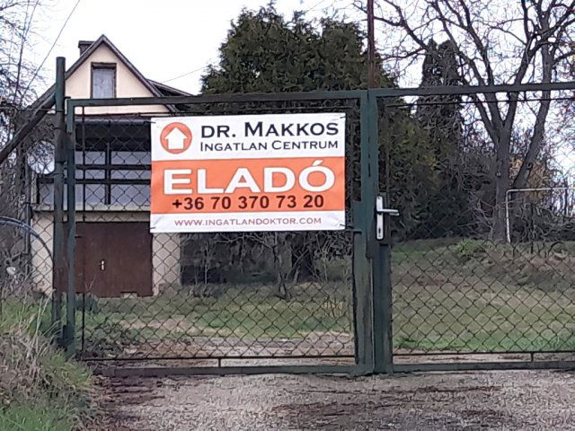 Eladó nyaraló, Kajászón 33 M Ft, 2 szobás