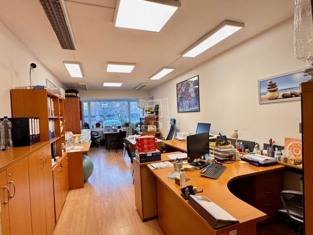 Kiadó iroda, Budapesten, XI. kerületben 611 E Ft / hó, 3 szobás