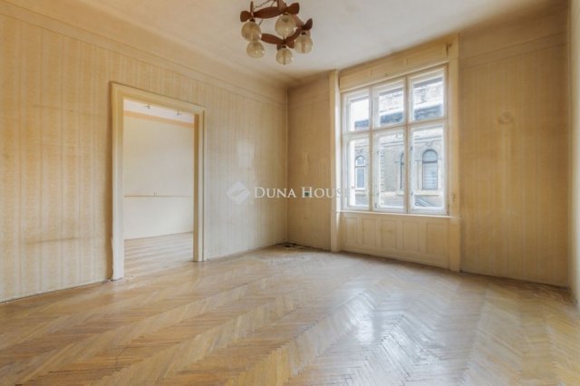 Eladó téglalakás, Budapesten, VIII. kerületben 89 M Ft, 3 szobás