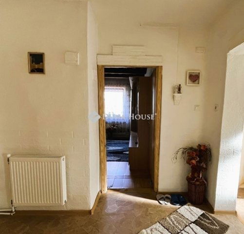 Eladó családi ház, Bugyin 49.9 M Ft, 3 szobás