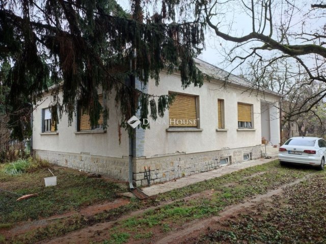 Eladó családi ház, Alsórajkon 54 M Ft, 2+1 szobás