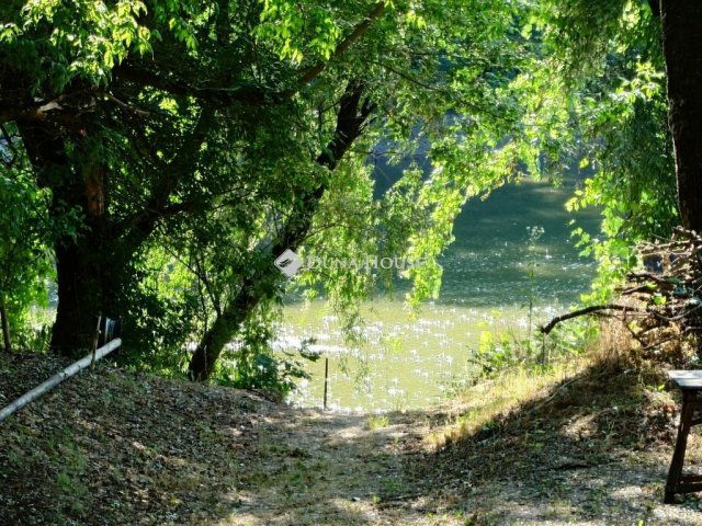 Eladó nyaraló, Tiszaugon 21 M Ft, 3 szobás / költözzbe.hu