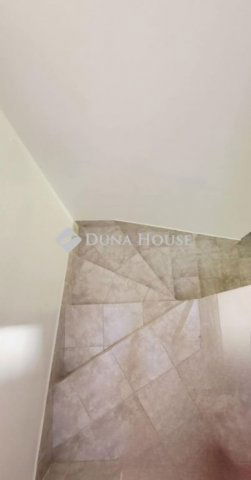 Eladó családi ház, Mogyoródon 98 M Ft, 5 szobás