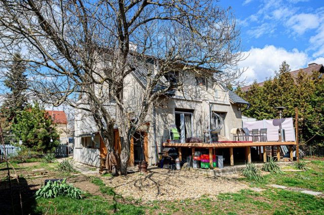 Eladó családi ház, Biatorbágyon 157.9 M Ft, 4 szobás