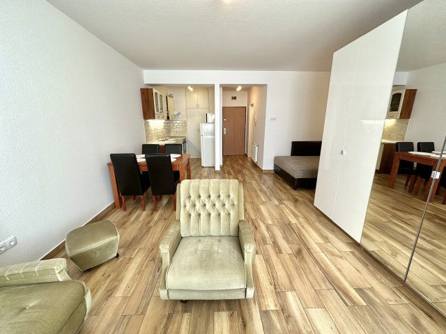 Kiadó téglalakás, albérlet, Budapesten, VII. kerületben