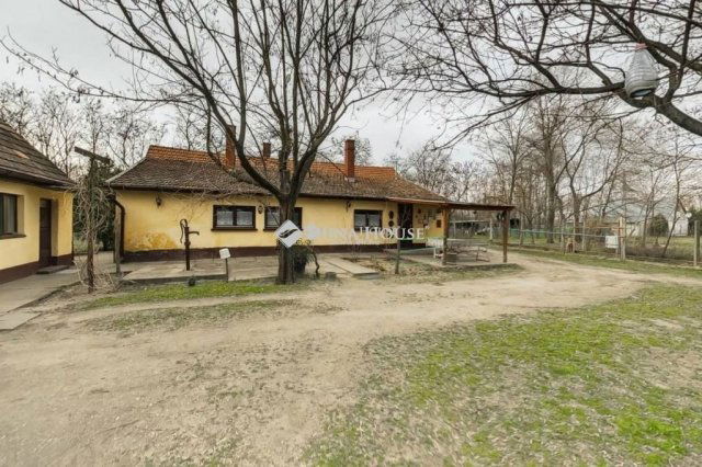 Eladó mezogazdasagi ingatlan, Kecskeméten 32 M Ft, 3 szobás
