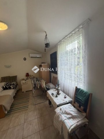 Eladó családi ház, Üllőn 89.9 M Ft, 2 szobás