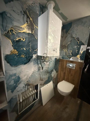 Eladó családi ház, Győrött 67.99 M Ft, 2 szobás