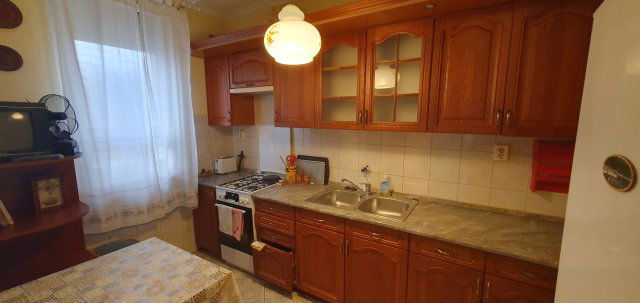 Eladó téglalakás, Ajkán 35.9 M Ft, 2 szobás