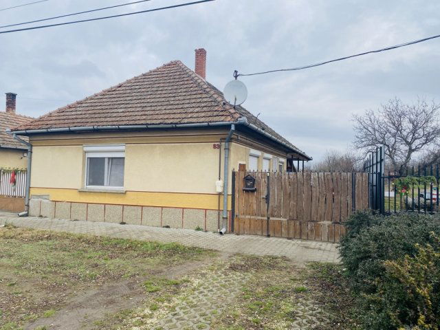 Eladó családi ház, Tatárszentgyörgyön 29.9 M Ft, 3 szobás