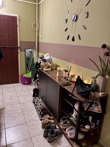 Eladó panellakás, Százhalombattán 58.5 M Ft, 2+1 szobás