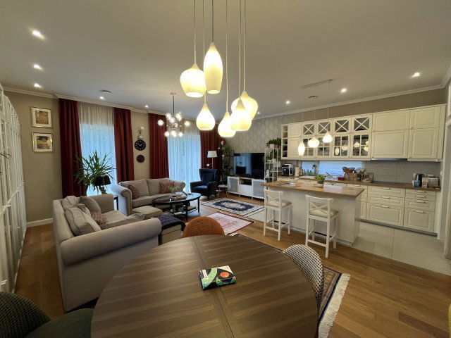 Eladó családi ház, Budakeszin 239 M Ft, 4 szobás