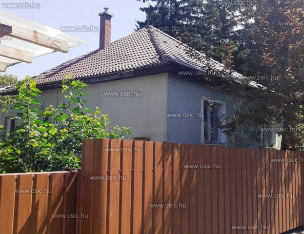 Eladó ikerház, Szentendrén 129.9 M Ft, 4 szobás