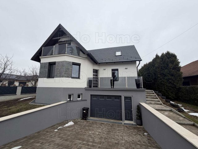 Eladó családi ház, Pátyon 236 M Ft, 3 szobás