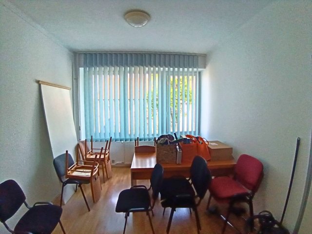 Kiadó iroda, Győrött 120 E Ft / hó, 2 szobás