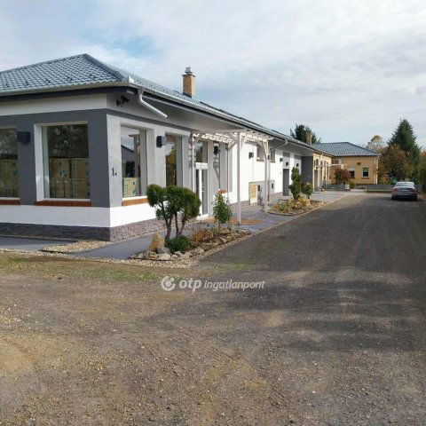 Eladó garázs, Nyíregyházán 29.9 M Ft / költözzbe.hu