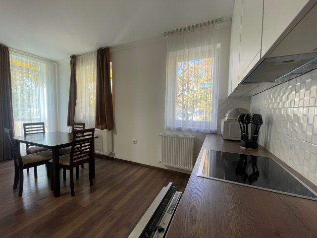 Eladó téglalakás, Debrecenben 138 M Ft, 3 szobás