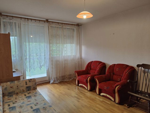Eladó panellakás, Békéscsabán, Wlassics sétányon 36.7 M Ft