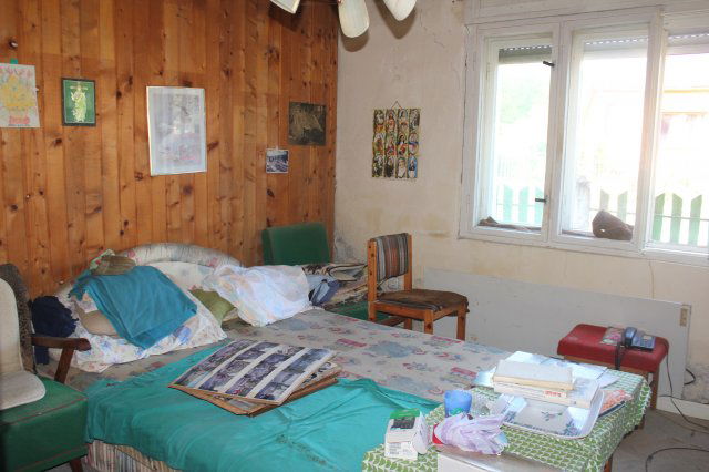 Eladó családi ház, Kisfaludon 10.6 M Ft, 3 szobás