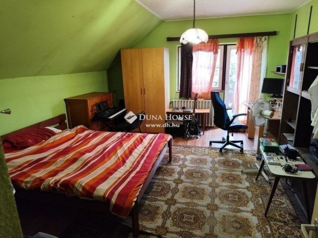 Eladó családi ház, Budapesten, XV. kerületben 110 M Ft, 6 szobás