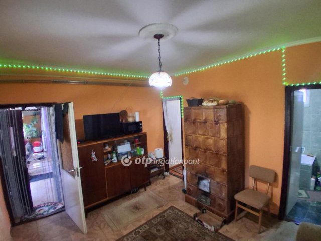 Eladó családi ház, Kálmánházán 29.9 M Ft, 2 szobás