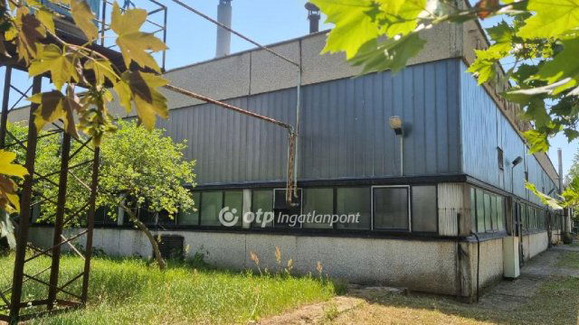 Kiadó ipari ingatlan, Berettyóújfaluban 1600 E Ft / hó