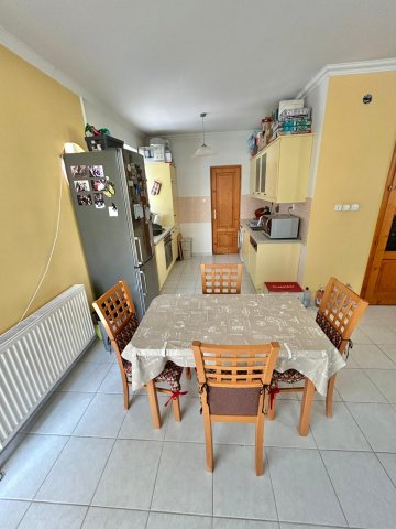 Kiadó téglalakás, albérlet, Kaposváron, Németh István fasoron