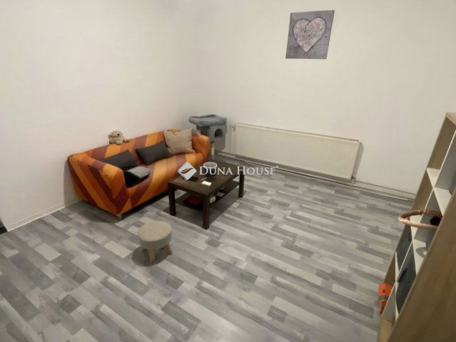 Eladó családi ház, Hatvanban 51.8 M Ft, 2+2 szobás