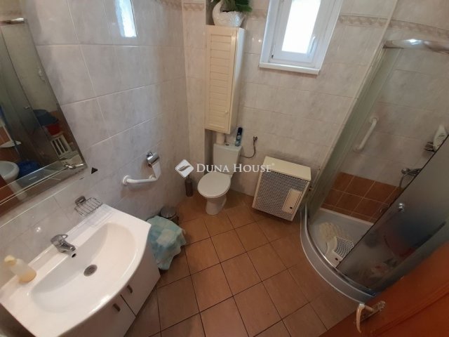Eladó családi ház, Gödöllőn 109.9 M Ft, 5 szobás
