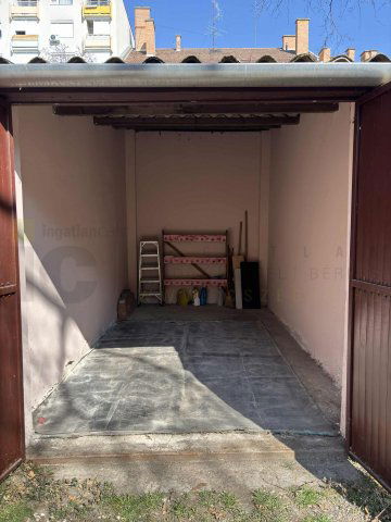 Eladó garázs, Szegeden, Bocskai utcában 6.5 M Ft