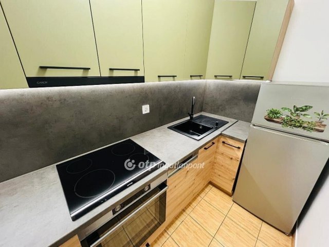 Eladó téglalakás, Nyíregyházán 45.99 M Ft, 1+1 szobás