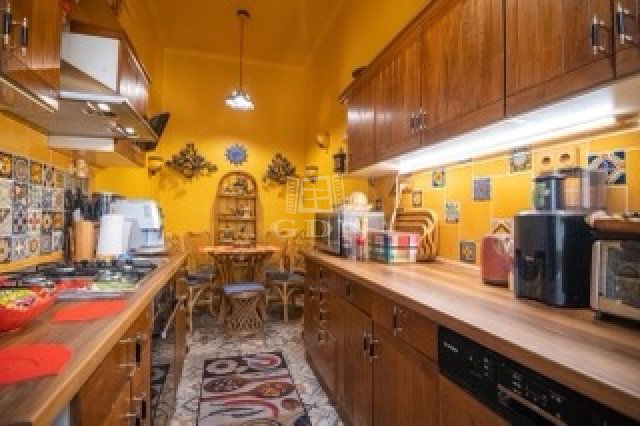 Eladó téglalakás, Budapesten, VII. kerületben 99 M Ft