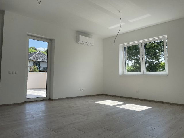 Eladó téglalakás, Gödöllőn 84.9 M Ft, 4 szobás