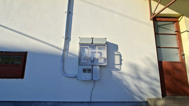 Eladó családi ház, Szakcson 9.5 M Ft, 3 szobás