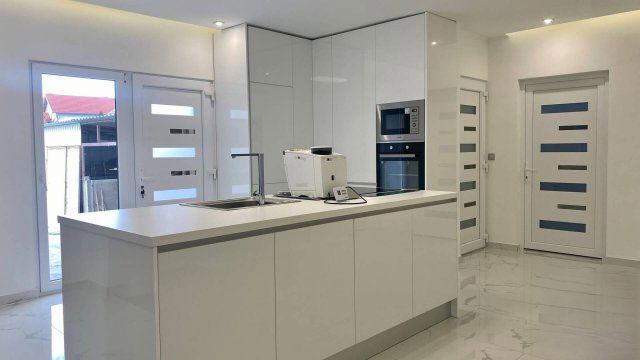 Eladó téglalakás, Bükön 75 M Ft, 3 szobás