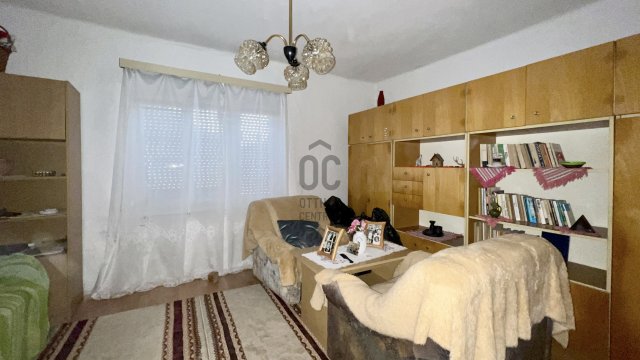 Eladó családi ház, Szekszárdon 33 M Ft, 3 szobás