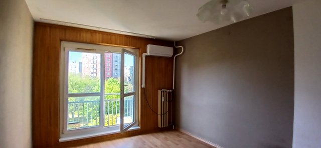 Eladó panellakás, Budapesten, III. kerületben 59.9 M Ft