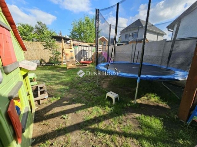 Eladó családi ház, Veresegyházon 69.9 M Ft, 1+2 szobás