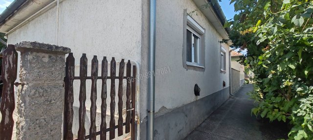 Eladó családi ház, Hatvanban, Váci Mihály utcában 55 M Ft