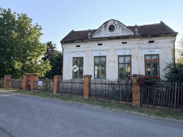 Eladó családi ház, Hegyhátsálon 16.4 M Ft, 2 szobás