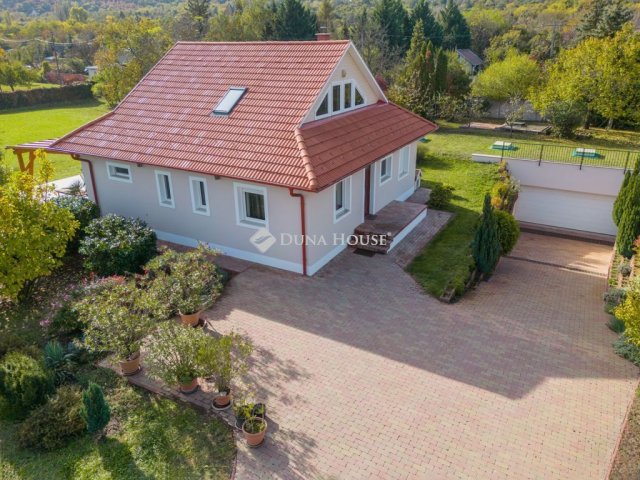 Eladó családi ház, Pomázon 199 M Ft, 6 szobás