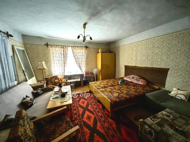 Eladó családi ház, Kunhegyesen 8.5 M Ft, 2 szobás