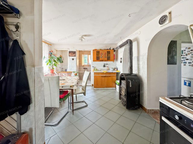 Eladó családi ház, Kecskeméten 34.999 M Ft, 3 szobás