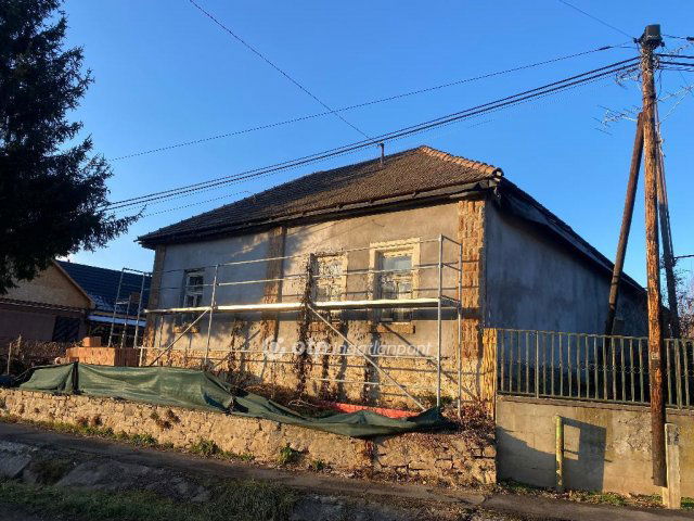 Eladó családi ház, Magyarnándoron 7.9 M Ft, 5 szobás