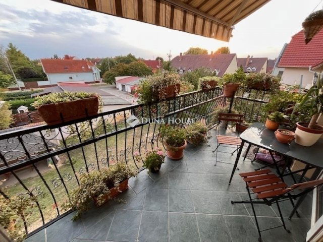 Eladó téglalakás, Kecskeméten 99.5 M Ft, 6 szobás