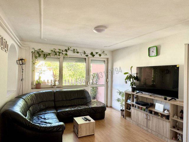 Eladó téglalakás, Egerben 39.9 M Ft, 1 szobás