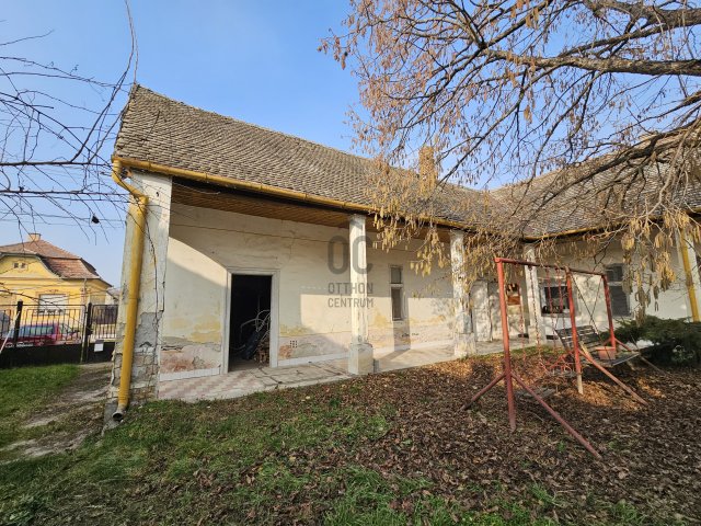 Eladó családi ház, Kiskunlacházán 19 M Ft, 2 szobás