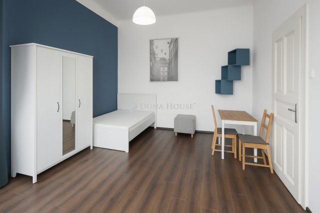 Eladó téglalakás, Budapesten, VII. kerületben 41.9 M Ft