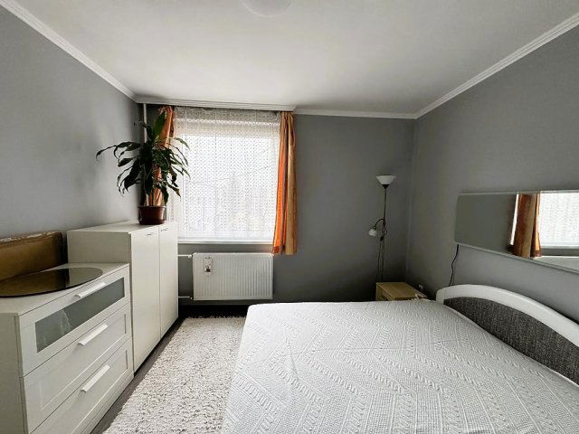 Eladó panellakás, Budapesten, III. kerületben 73.9 M Ft, 2 szobás