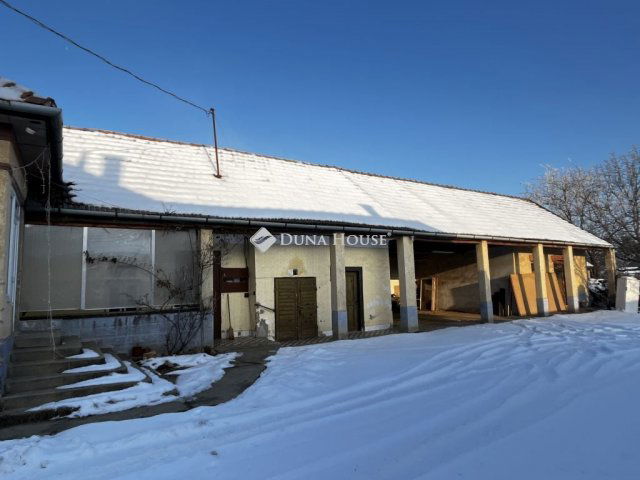 Eladó családi ház, Tápiószecsőn 41 M Ft, 4 szobás